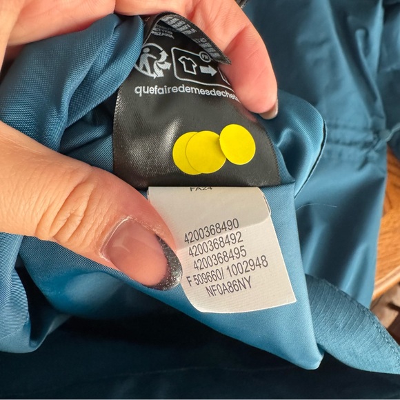 The North Face Women’s Daybreak Mid Rain Parka Midnight Petrol NWT - Picture 8 of 11